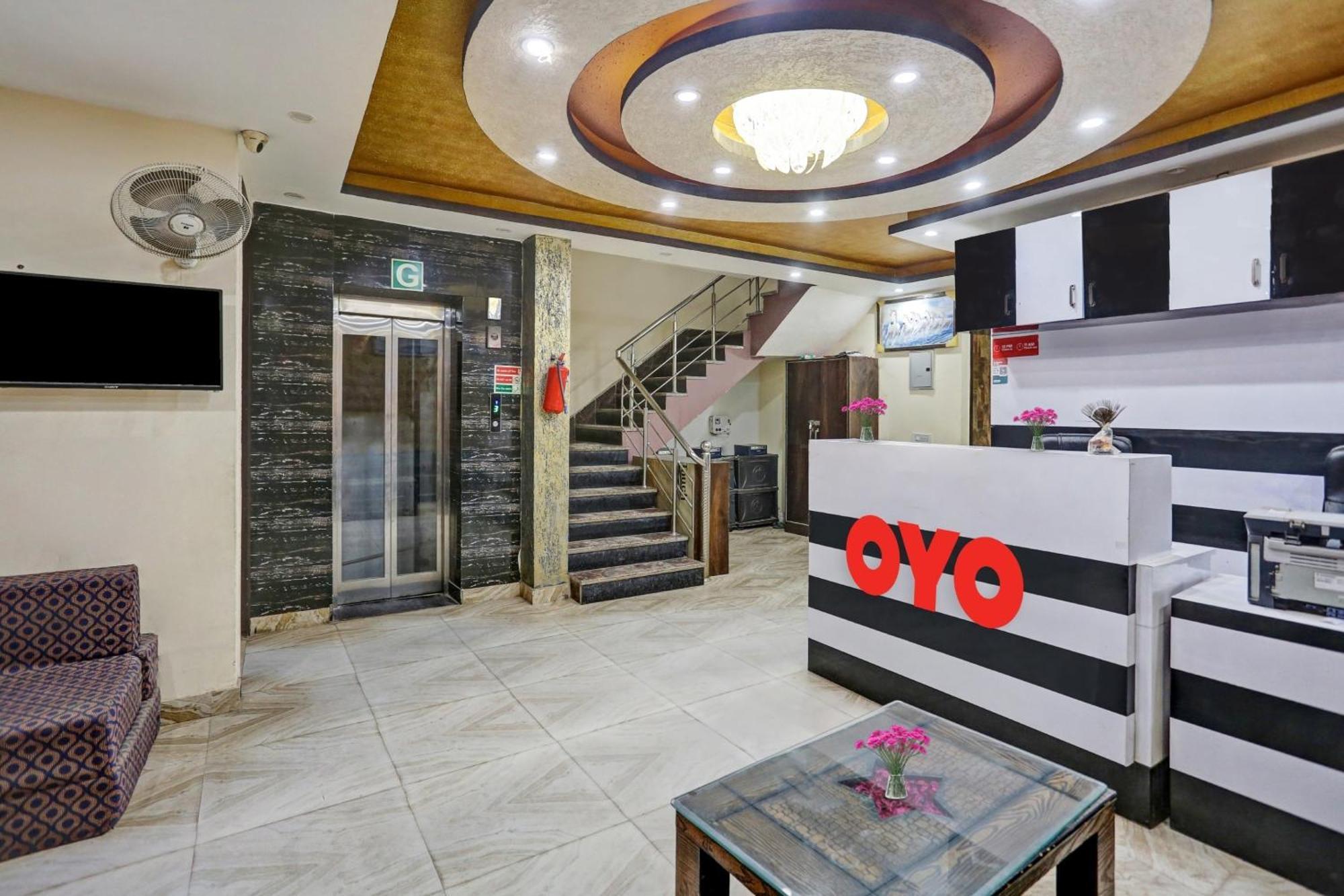 Hotel O Hotel Blue Orchid Ню Делхи Екстериор снимка