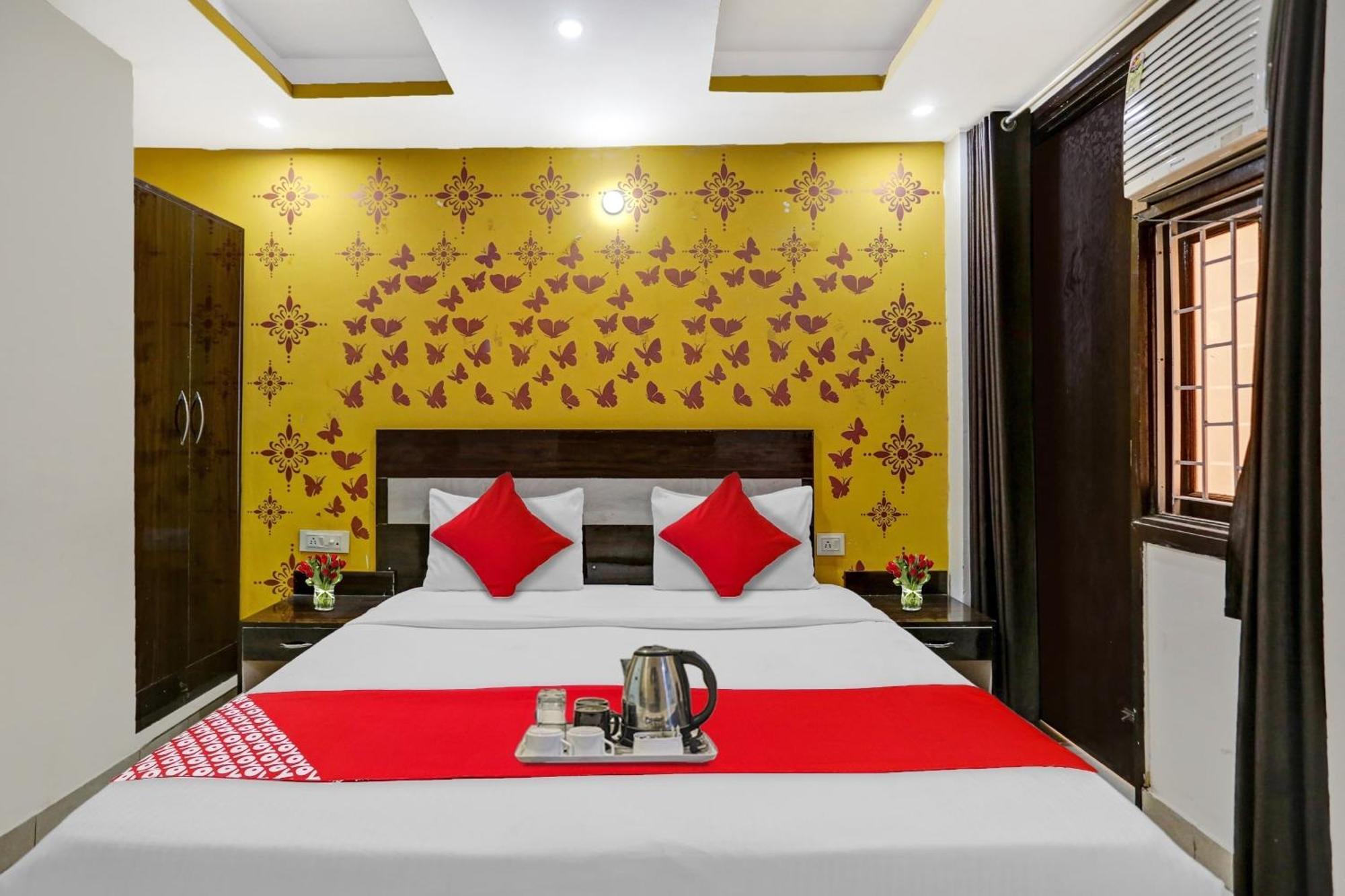 Hotel O Hotel Blue Orchid Ню Делхи Екстериор снимка