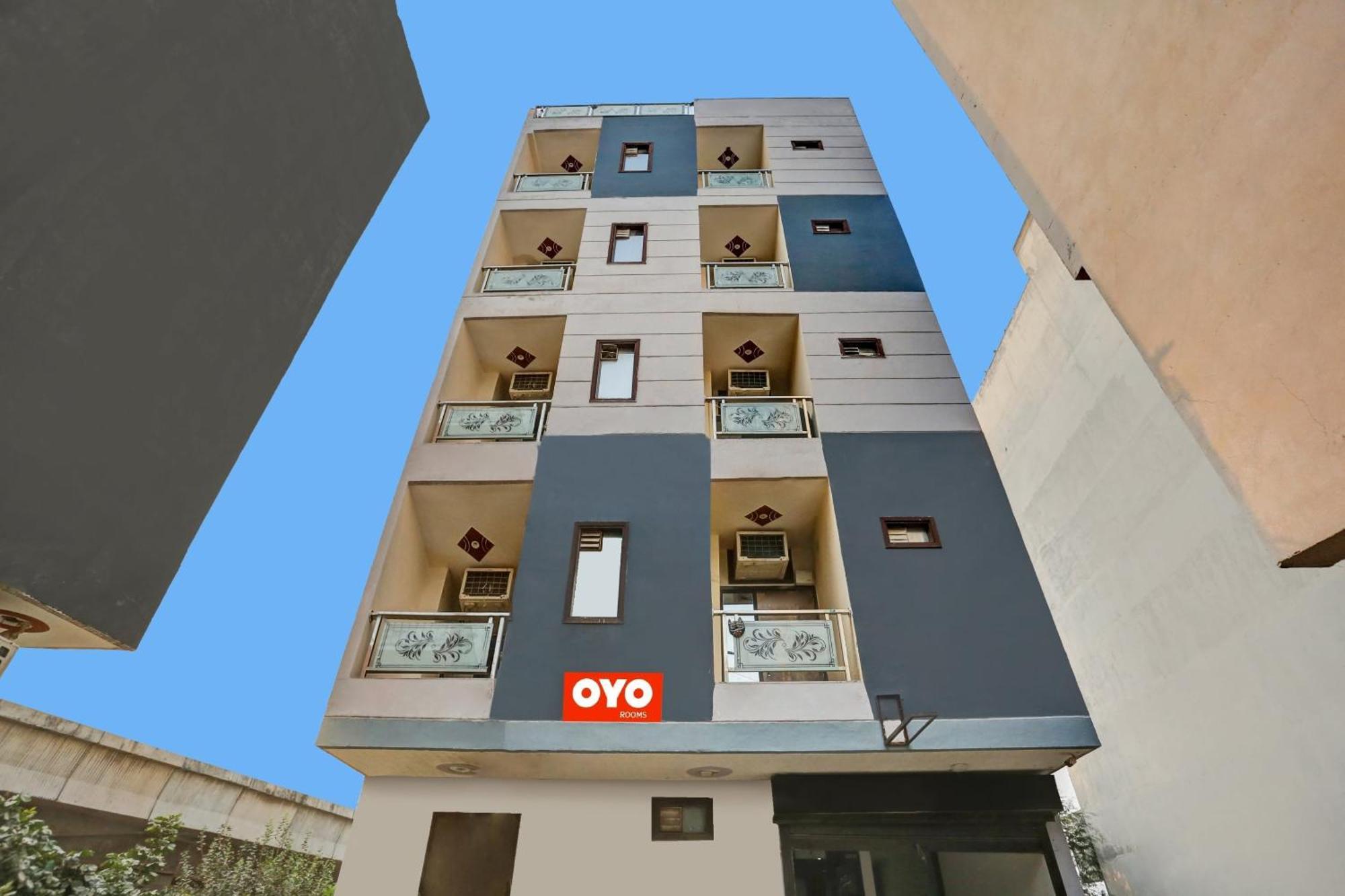 Hotel O Hotel Blue Orchid Ню Делхи Екстериор снимка